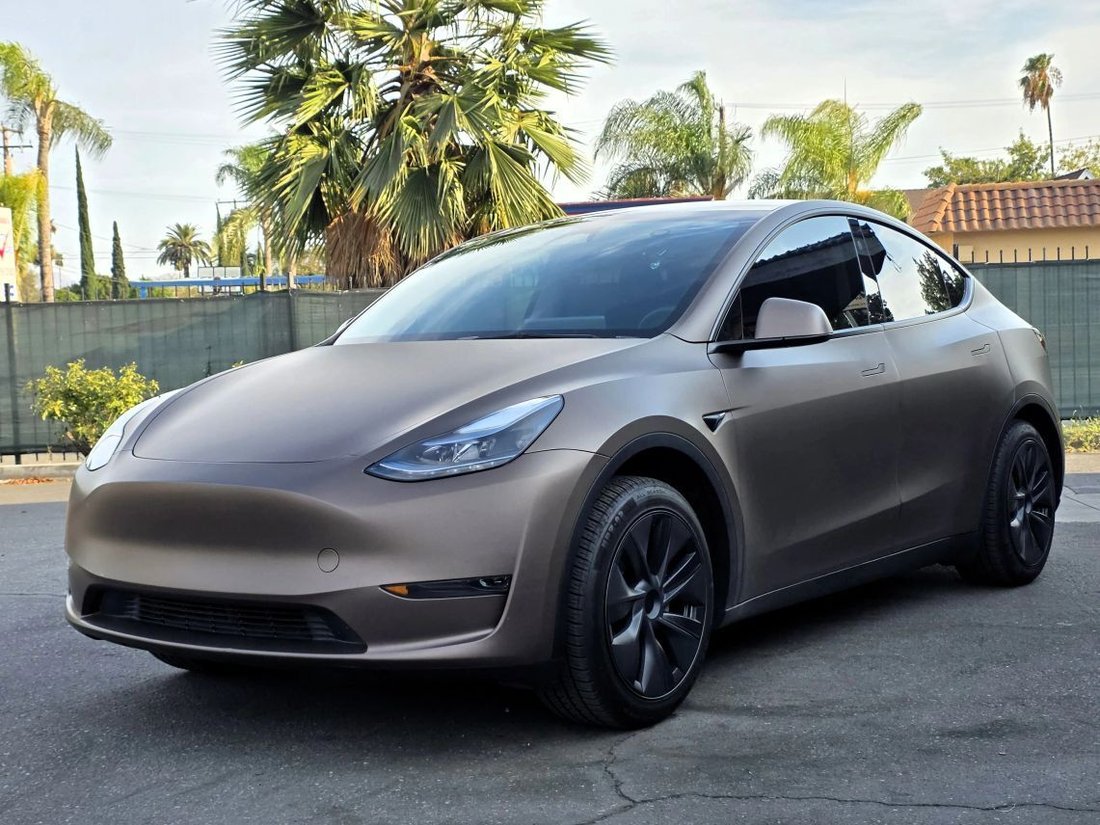 Suv in San Bernardino, CA, United States 1 - 18644429