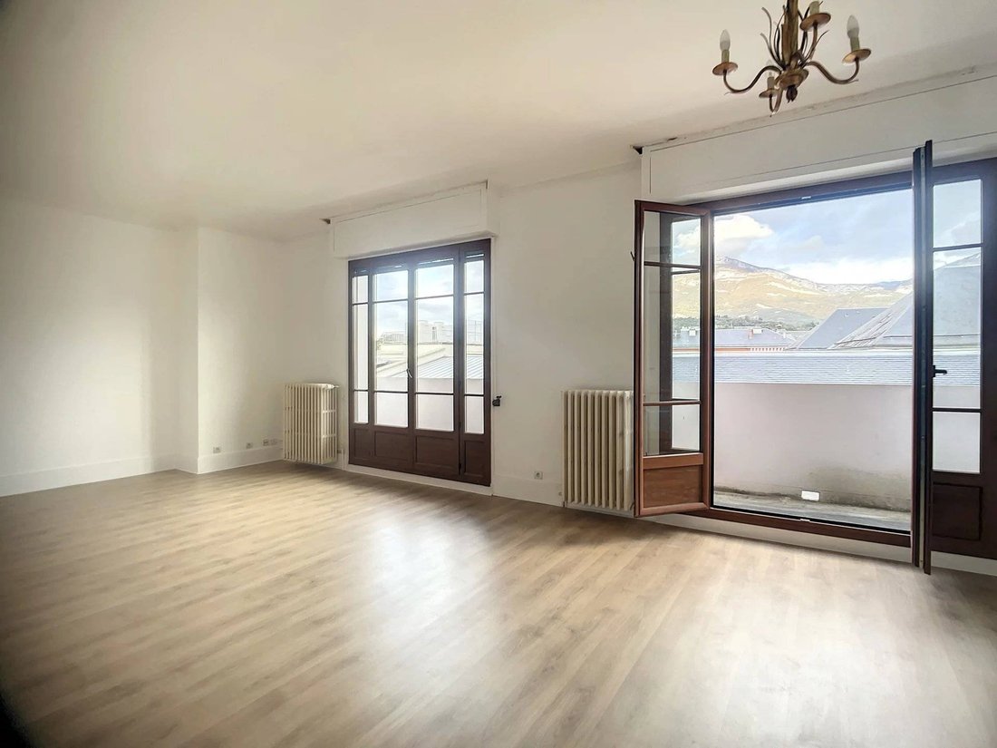 Apartment in Chambery, Auvergne-Rhône-Alpes, France 1 - 18646159