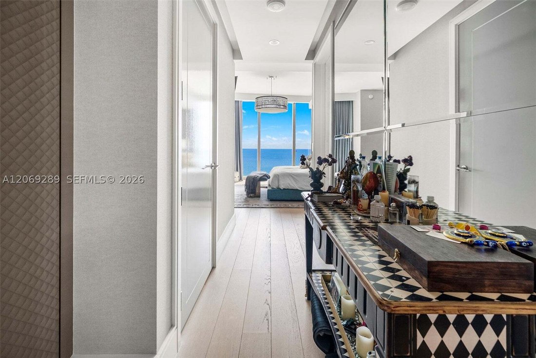 Condo in Golden Beach, Florida, United States 5 - 18641848