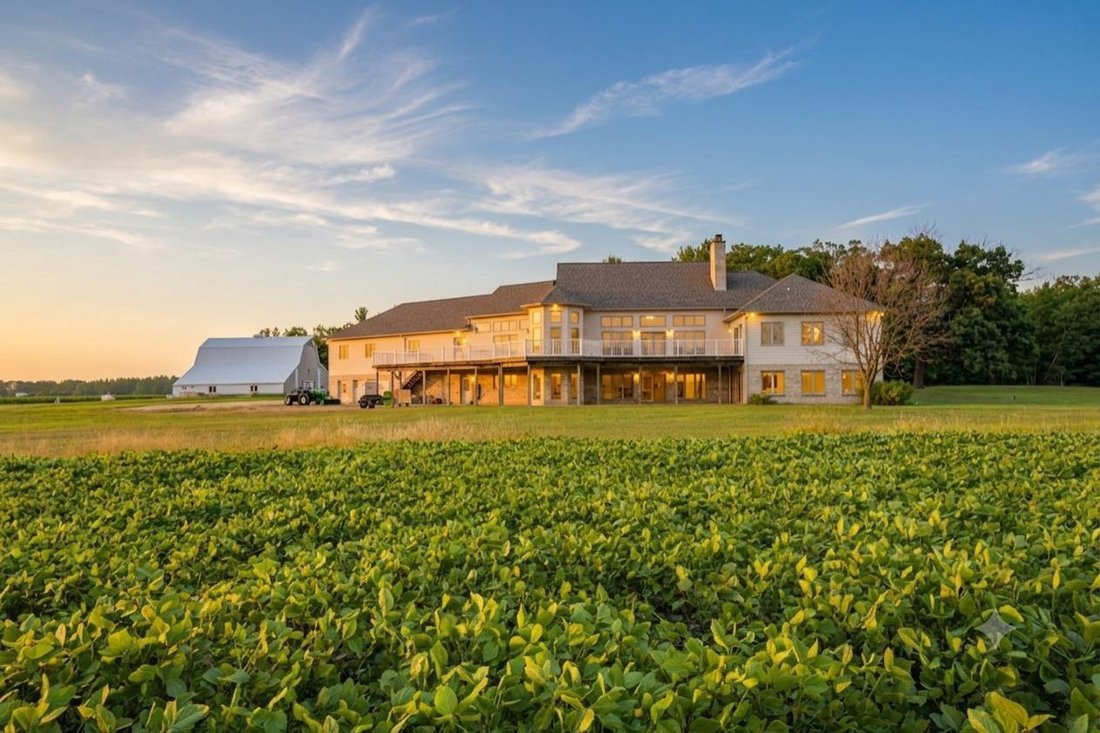 House in New Lisbon, Wisconsin, United States 1 - 18645606