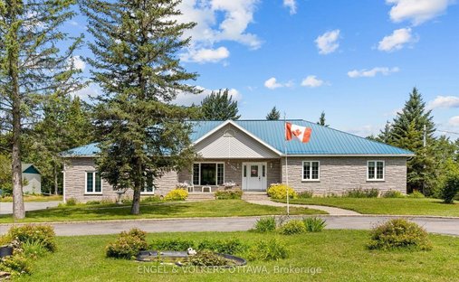 House in Rideau Lakes, Ontario, Canada 1