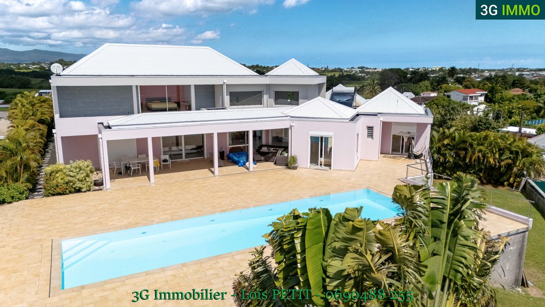 Villa in France 2 - 18646517