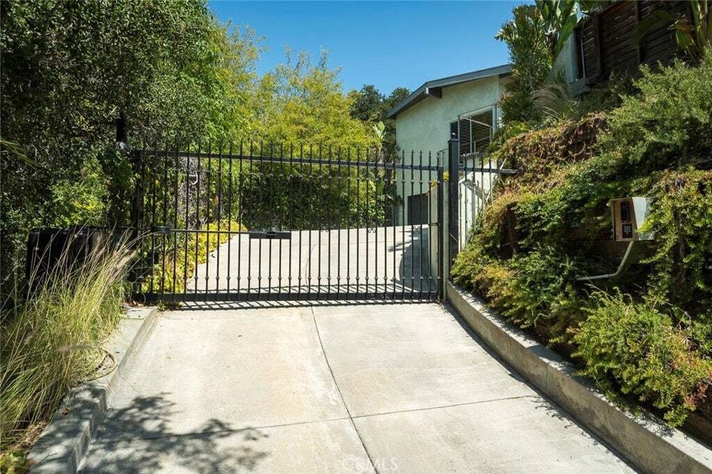 House in Glendale, California, United States 5 - 18643287