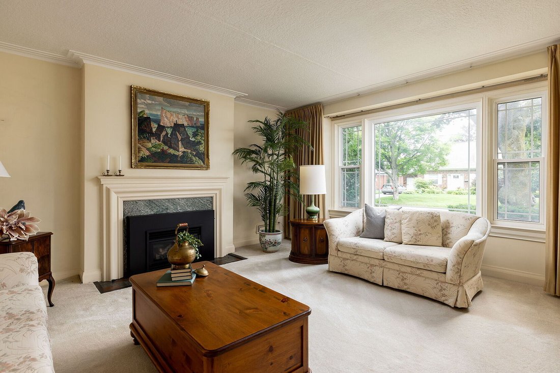 House in Toronto, Ontario, Canada 4 - 18645139