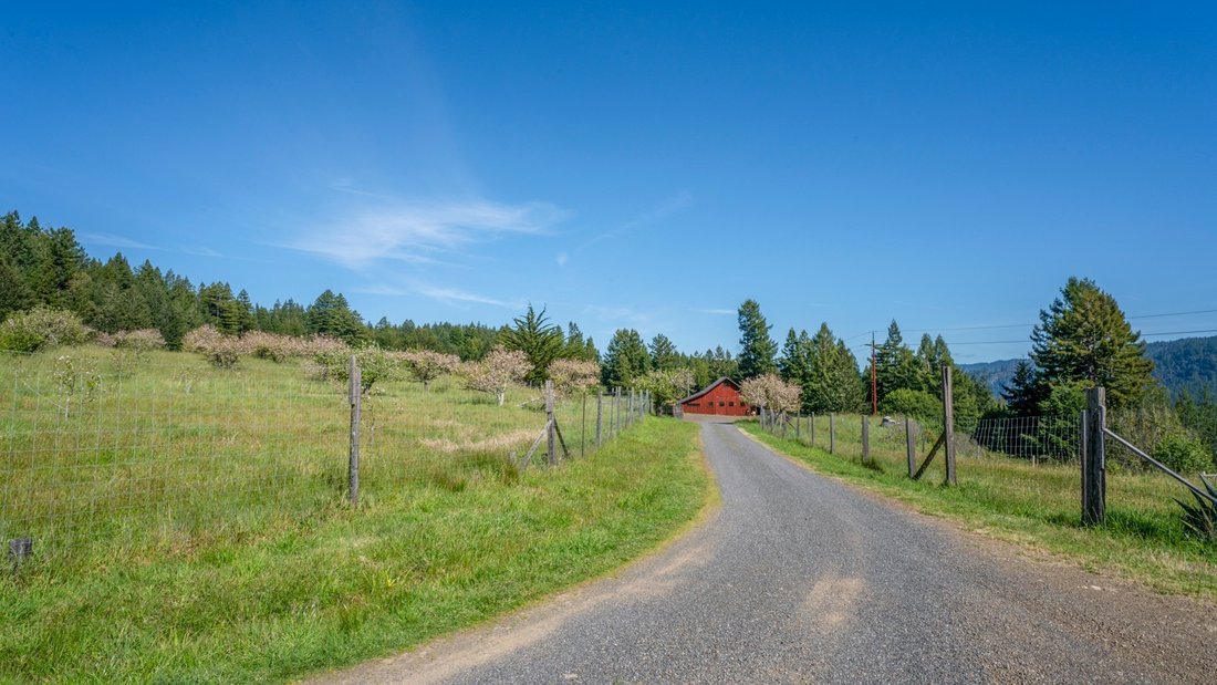Elk, California, United States 3 - 18642948