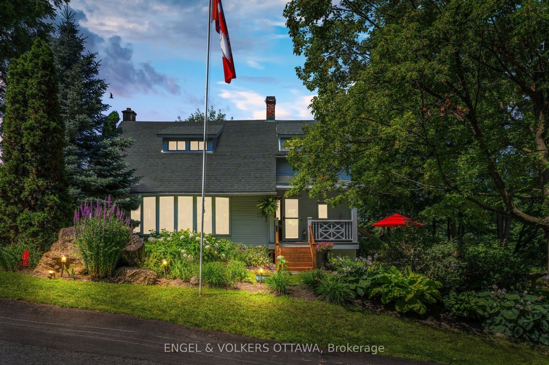 House in Ottawa, Ontario, Canada 1 - 18643461