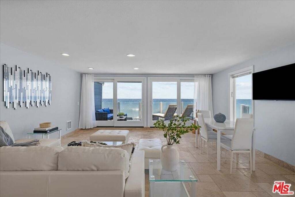 House in Malibu, California, United States 1 - 18645948