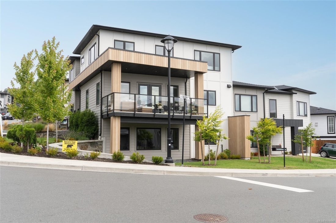 Townhouse in Langford, British Columbia, Canada 3 - 18643546