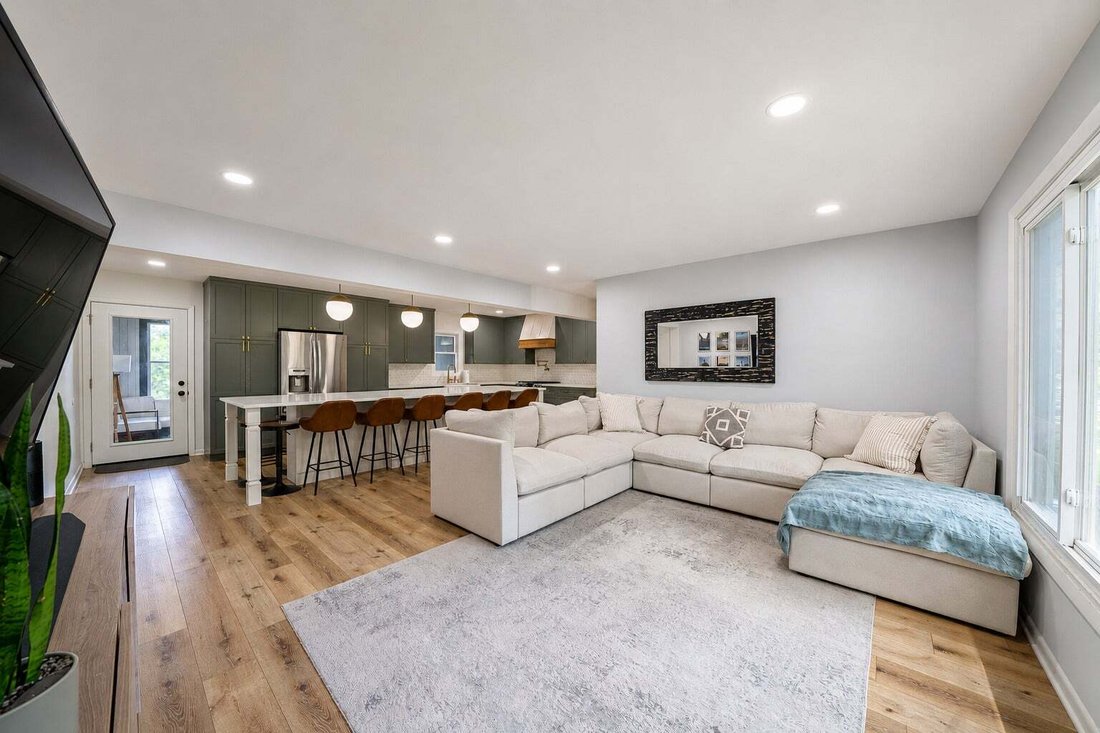 House in Lisle, Illinois, United States 3 - 18642325