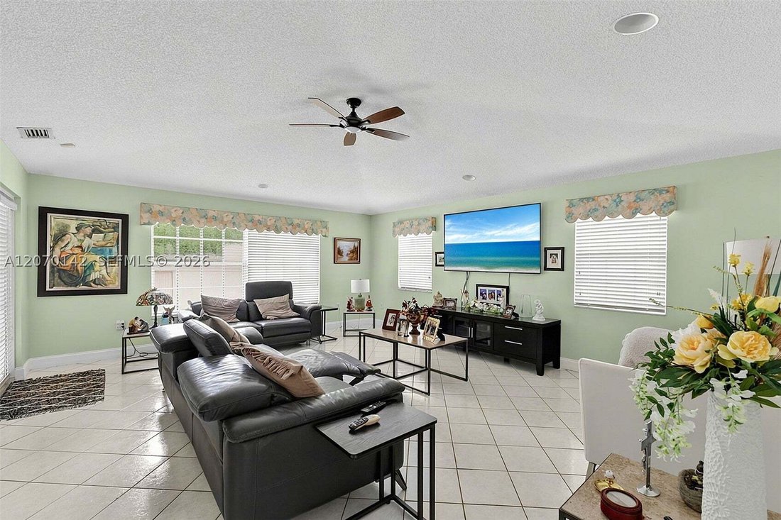 House in Miami, Florida, United States 3 - 18646169