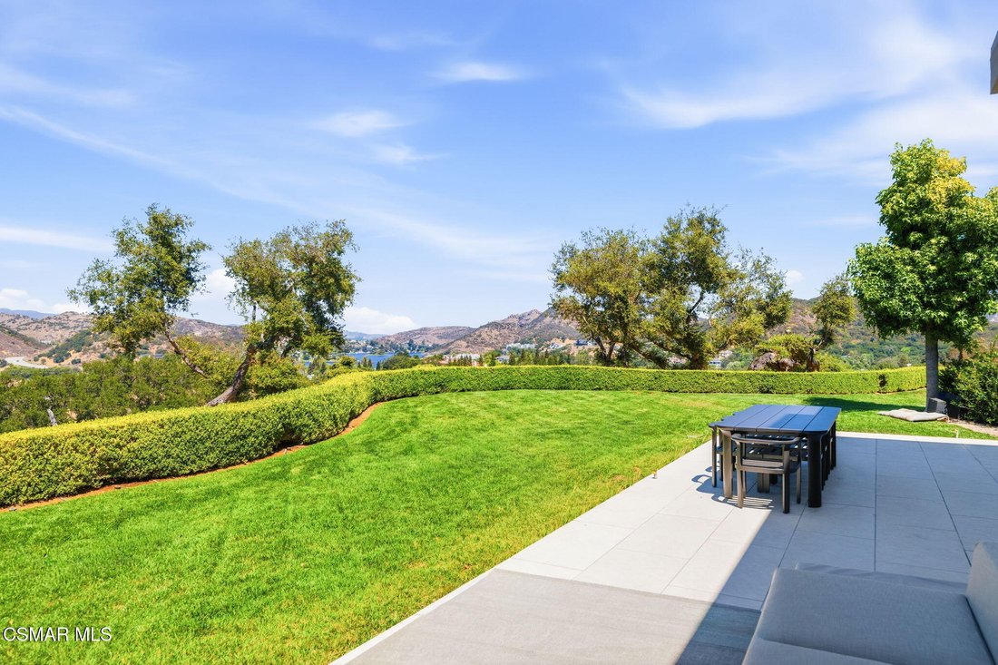 Townhouse in Thousand Oaks, California, United States 3 - 18643109