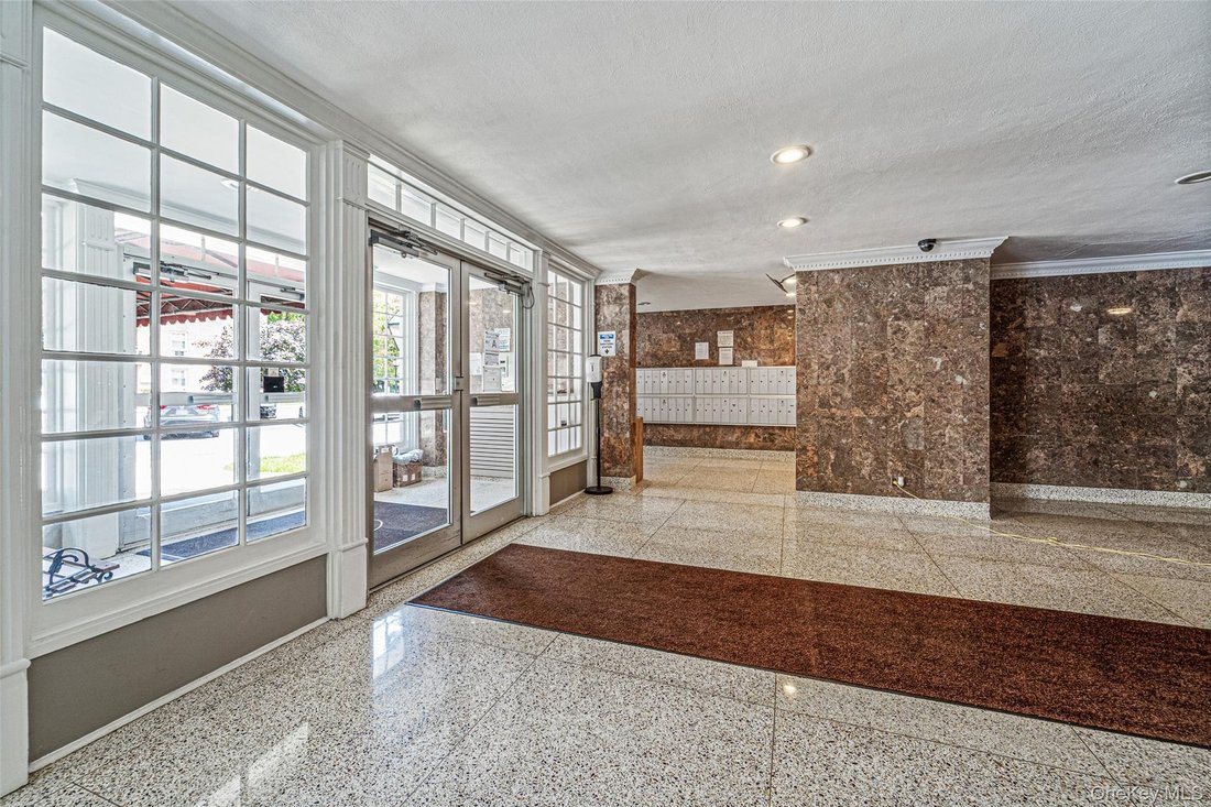 Condo in New York, New York, United States 3 - 18648610