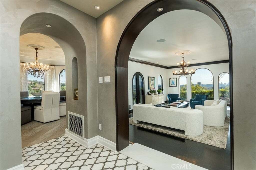 House in Glendale, California, United States 5 - 18643428