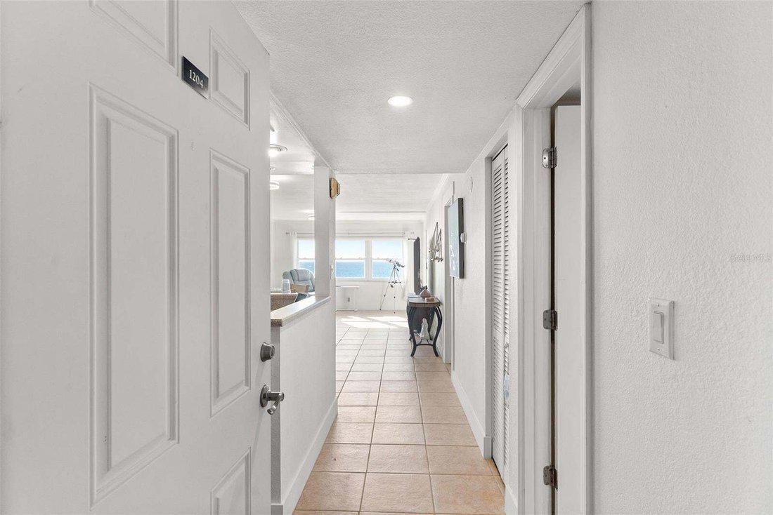 Condo in Clearwater, Florida, United States 5 - 18643374