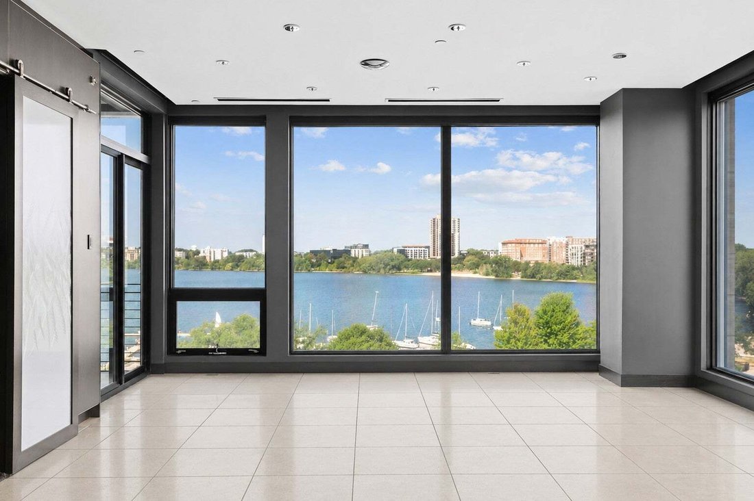 Condo in Minneapolis, Minnesota, United States 3 - 18643152