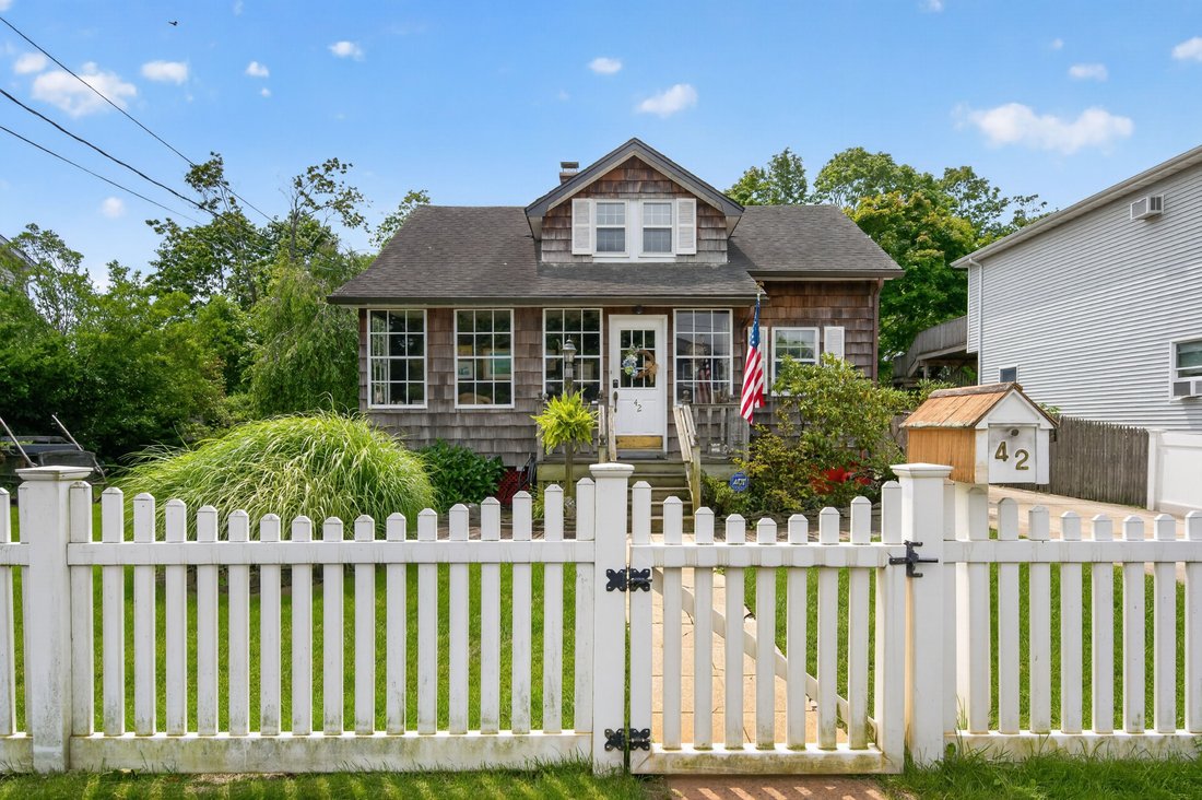 House in Islip, New York, United States 2 - 18539104
