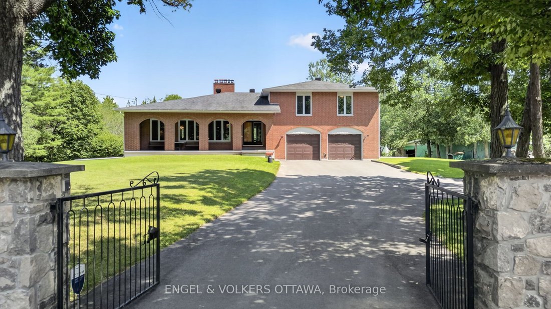 House in Ottawa, Ontario, Canada 1 - 18643933