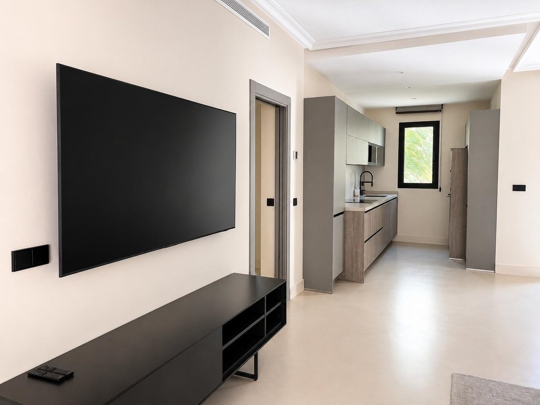 Apartment in Puerto Banus, Marbella, Spain 4 - 18647517