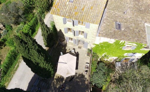 House in Cornillon-Confoux, Provence-Alpes-Côte d'Azur, France 1