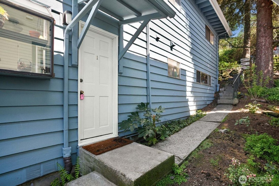 Seattle, Washington, United States 4 - 18642626