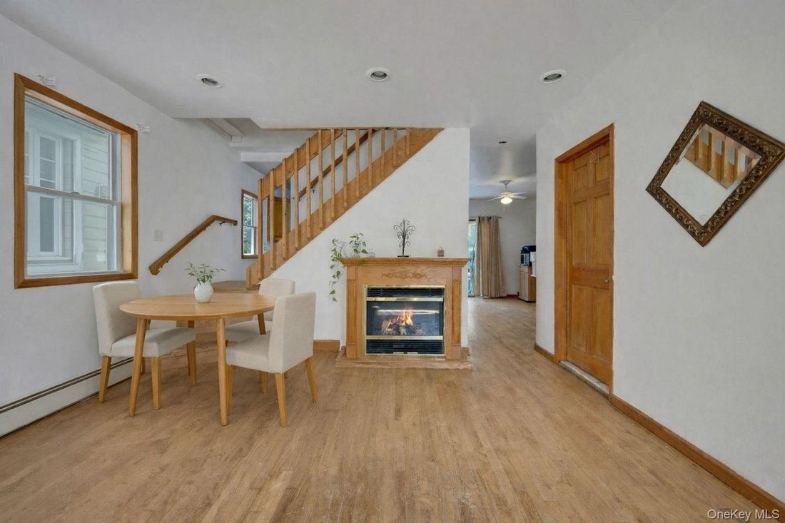Co Op in New York, New York, United States 3 - 17505918