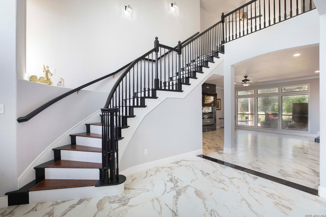 House in San Antonio, Texas, United States 5 - 16754086