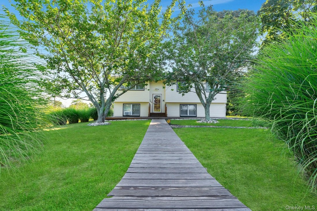 House in Peconic, New York, United States 2 - 17438858