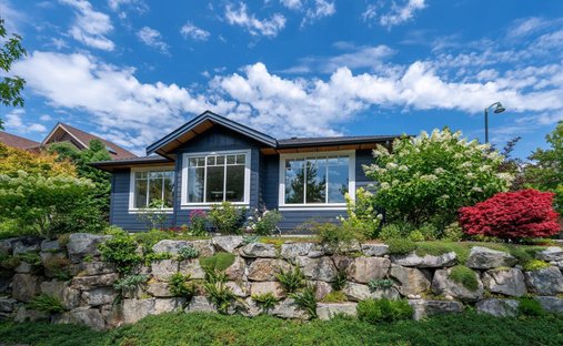 House in Squamish, British Columbia, Canada 1