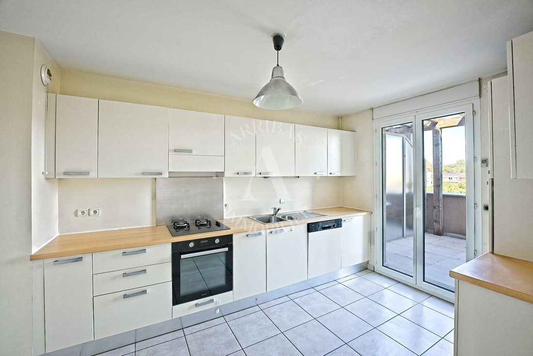 Apartment in Divonne-les-Bains, Auvergne-Rhône-Alpes, France 3 - 18648510