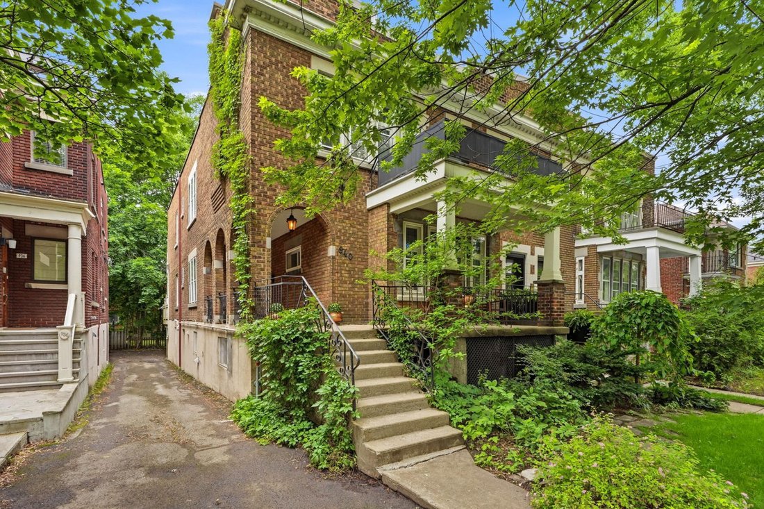 Condo in Montréal, Quebec, Canada 1 - 18642894