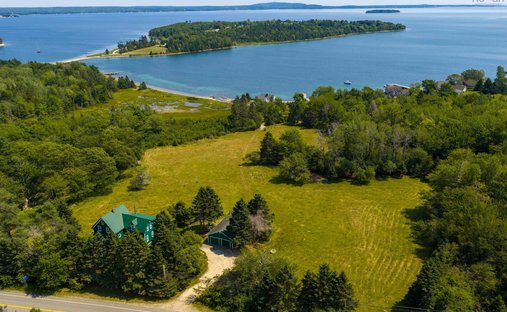 House in Chester, Nova Scotia, Canada 1