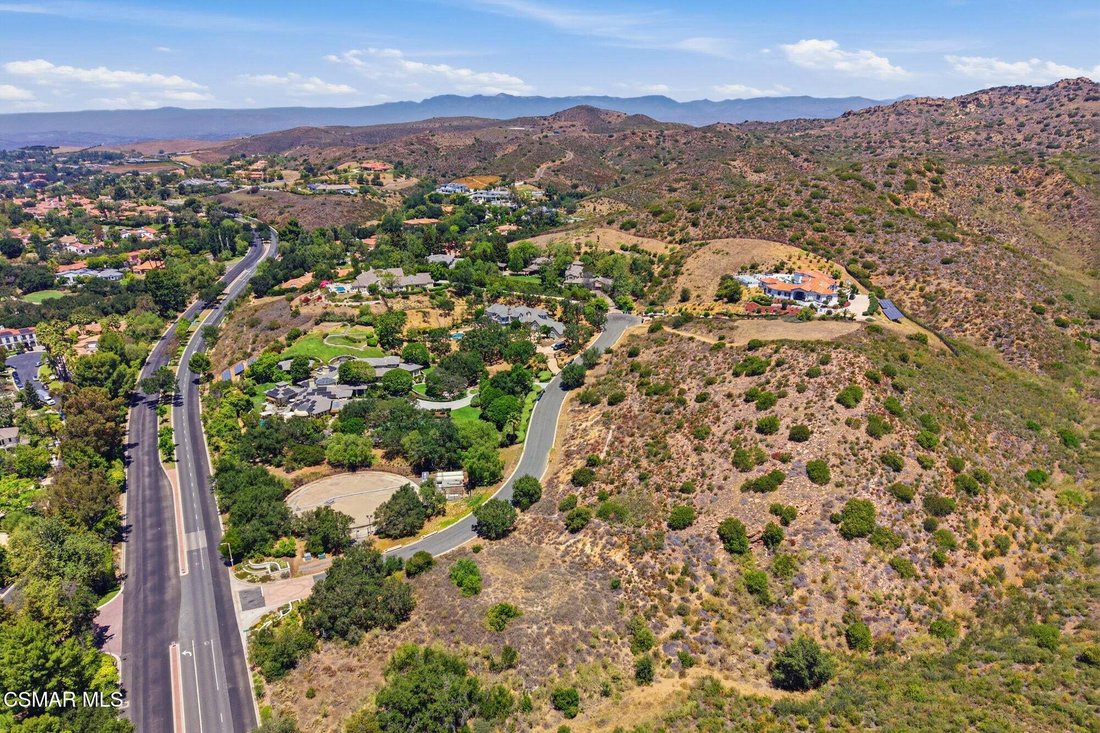 Land in Thousand Oaks, California, United States 5 - 18642886