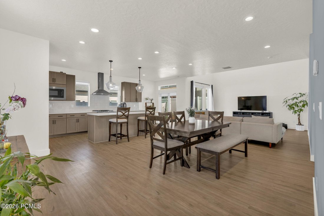 House in Centerville, Utah, United States 4 - 18643813