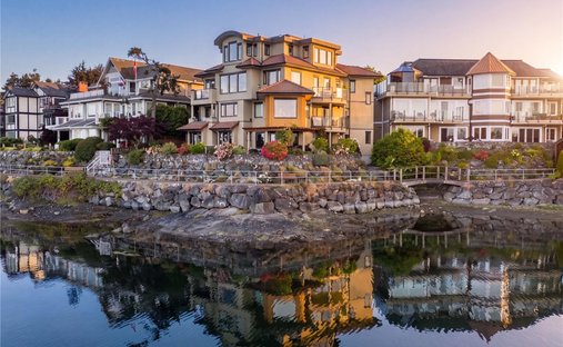 Townhouse in Sidney, British Columbia, Canada 1
