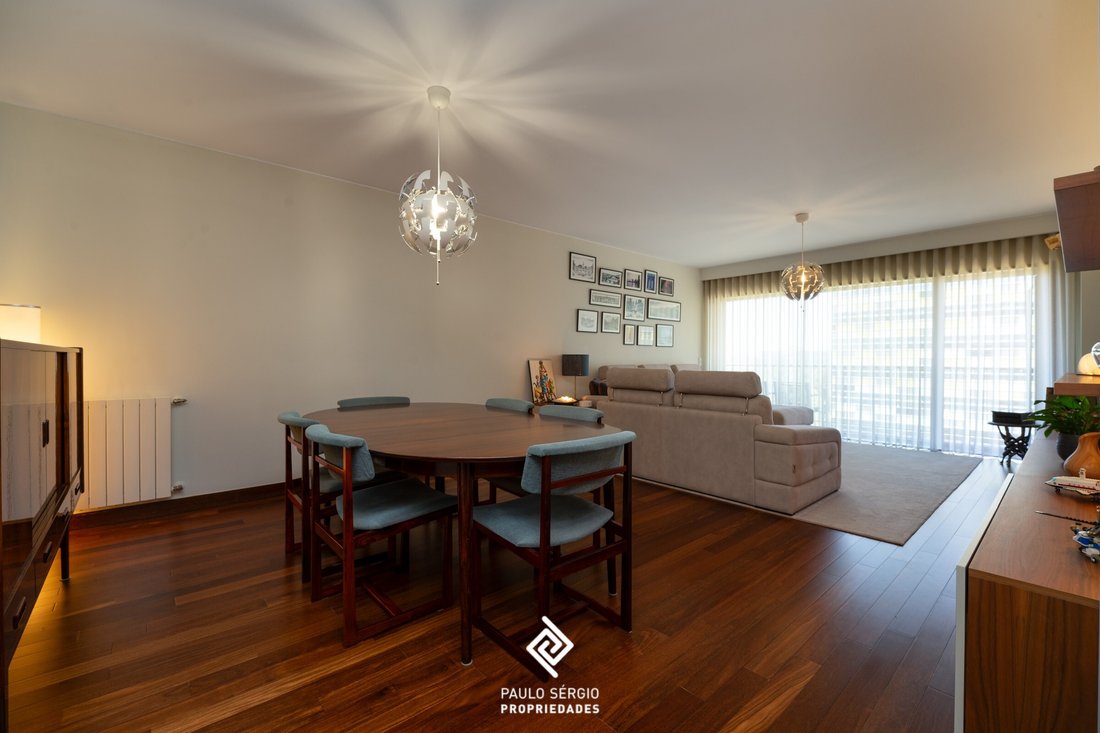Apartment in Santa Marinha e Sao Pedro da Afurada, Porto District, Portugal 3 - 18647599