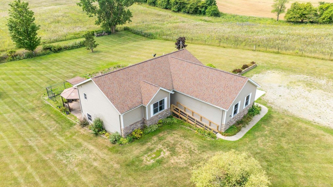 House in Croswell, Michigan, United States 5 - 18645824