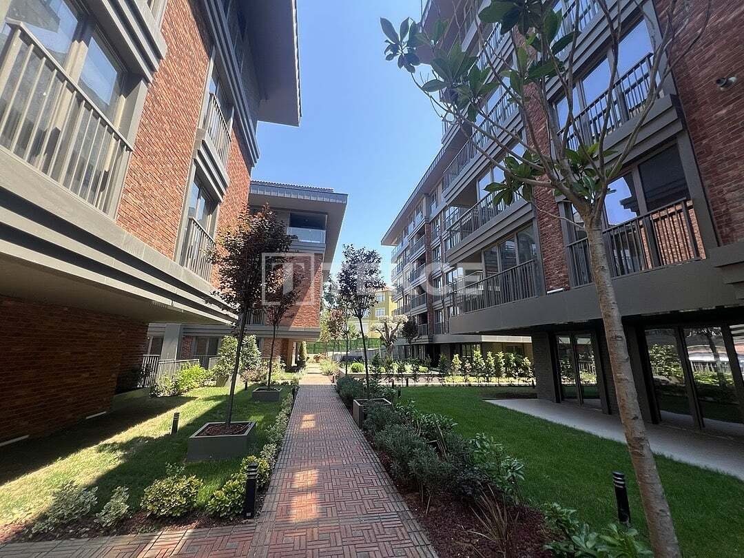 Apartment in Üsküdar, Üsküdar, Turkey 2 - 18645839