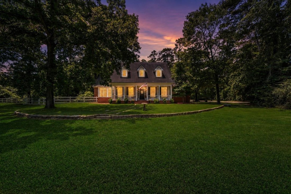 House in Pinehurst, Texas, United States 2 - 18647137