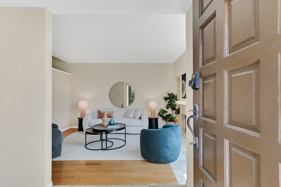 Townhouse in Los Angeles, California, United States 4 - 18648496