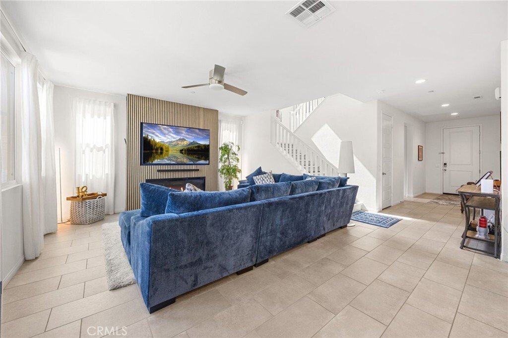 House in Corona, California, United States 5 - 18606031