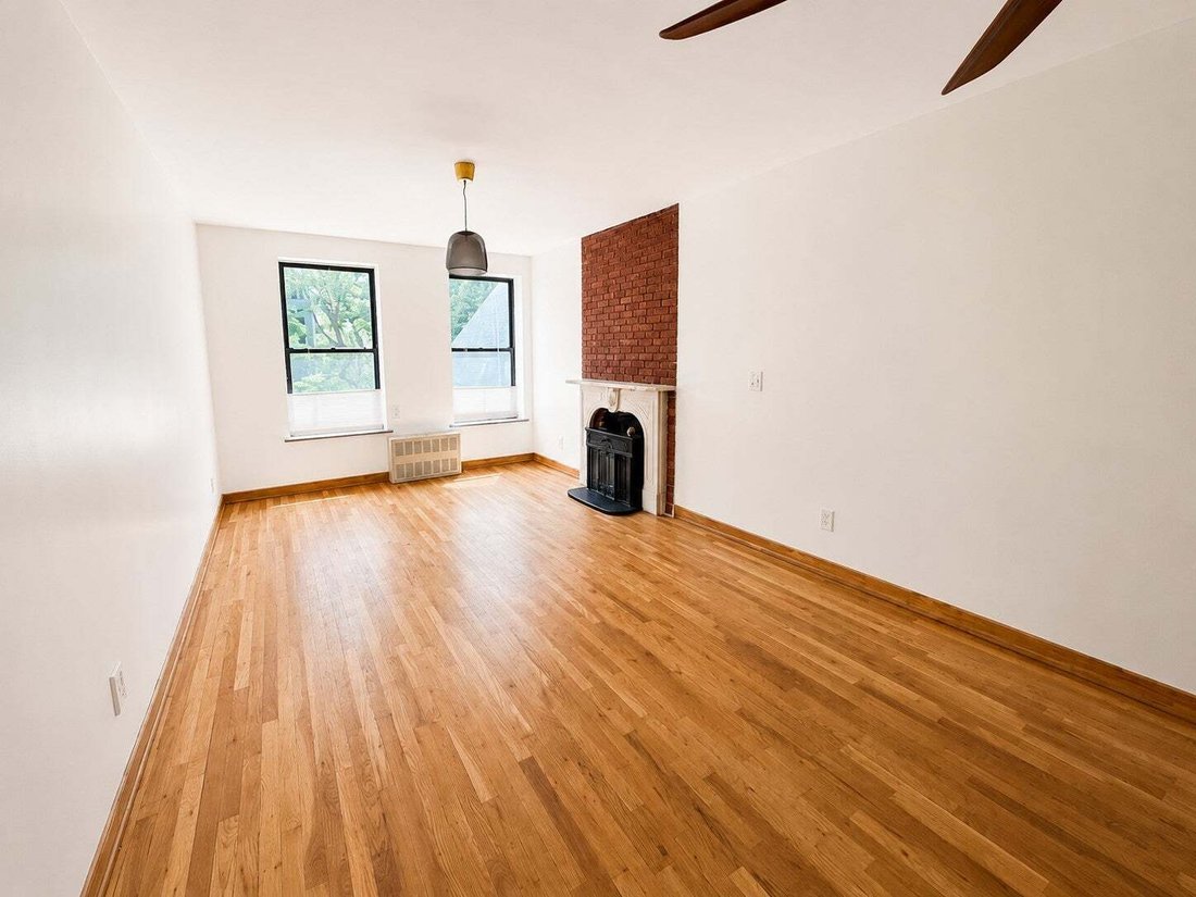 Condo in New York, New York, United States 3 - 18643079