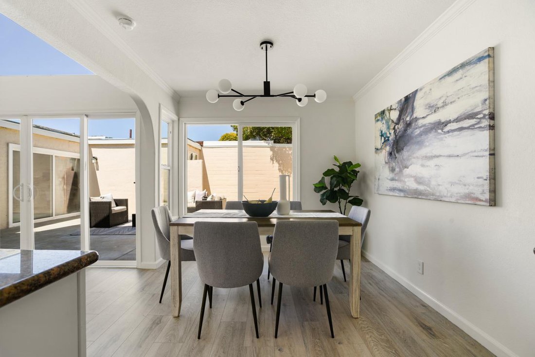 Townhouse in Newark, California, United States 3 - 18646097