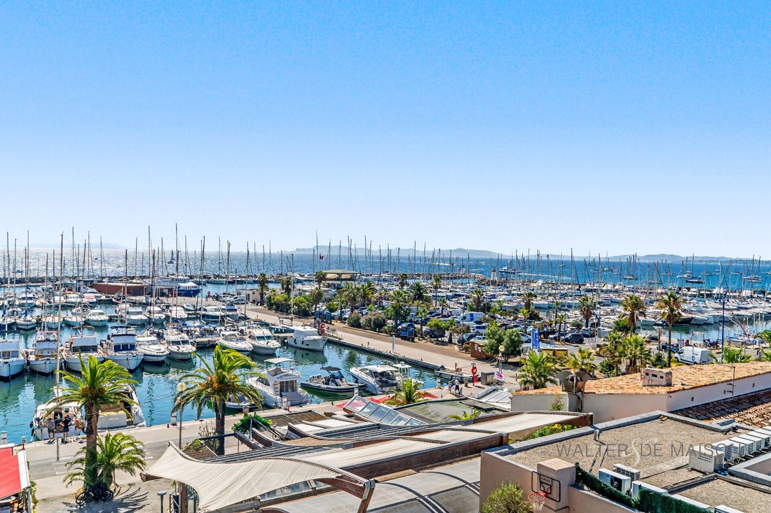 Apartment in Hyeres, Provence-Alpes-Côte d'Azur, France 2 - 18647809