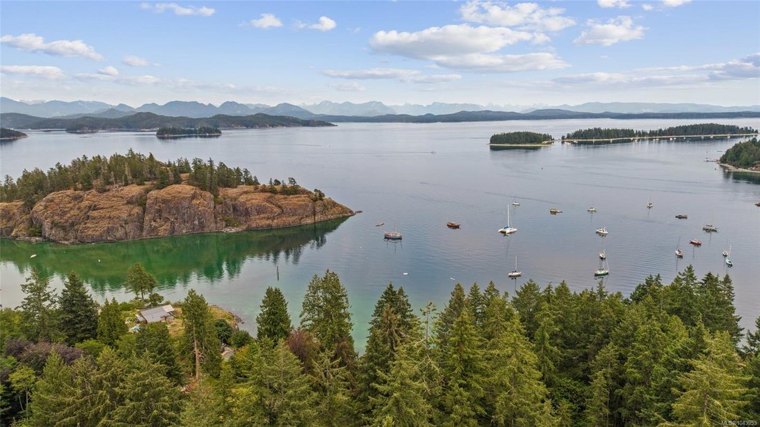 Land in Heriot Bay, British Columbia, Canada 4 - 18643645