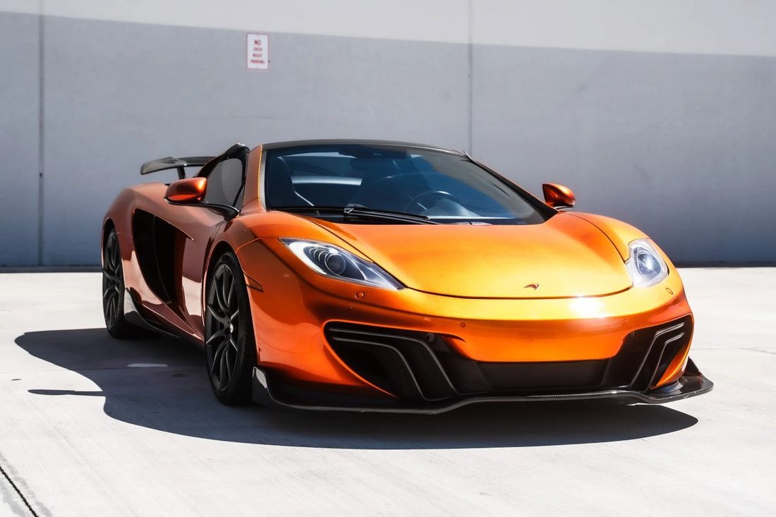 Cabriolet in Boynton Beach, FL, United States 3 - 18620699