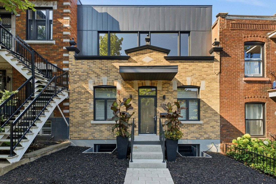 House in Montréal, Quebec, Canada 1 - 18647414