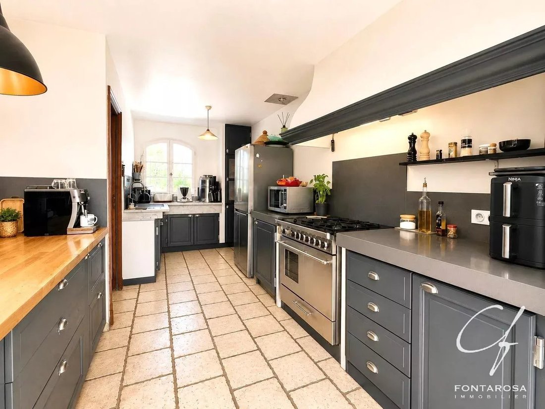 Villa in Partie Nord-Ferrieres-Cadenades-Rouviere, Le Muy, France 5 - 18644348