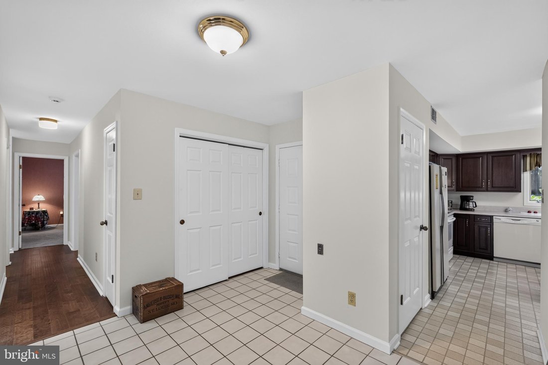 Townhouse in West Chester, Pennsylvania, United States 4 - 18643022