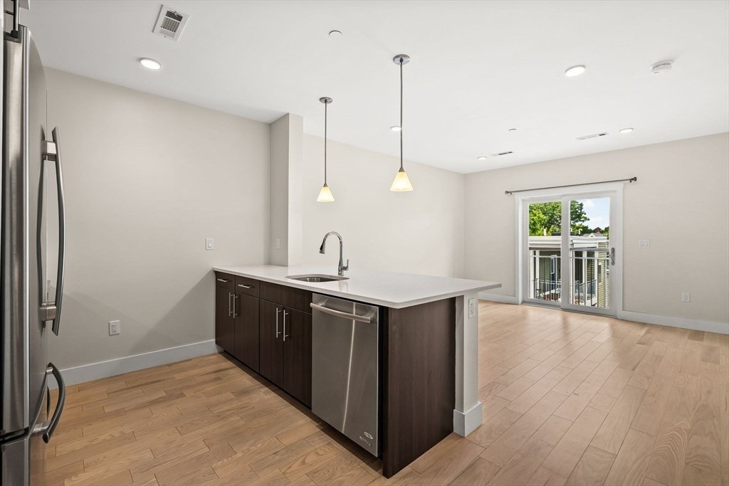 Condo in Cambridge, Massachusetts, United States 4 - 18643921