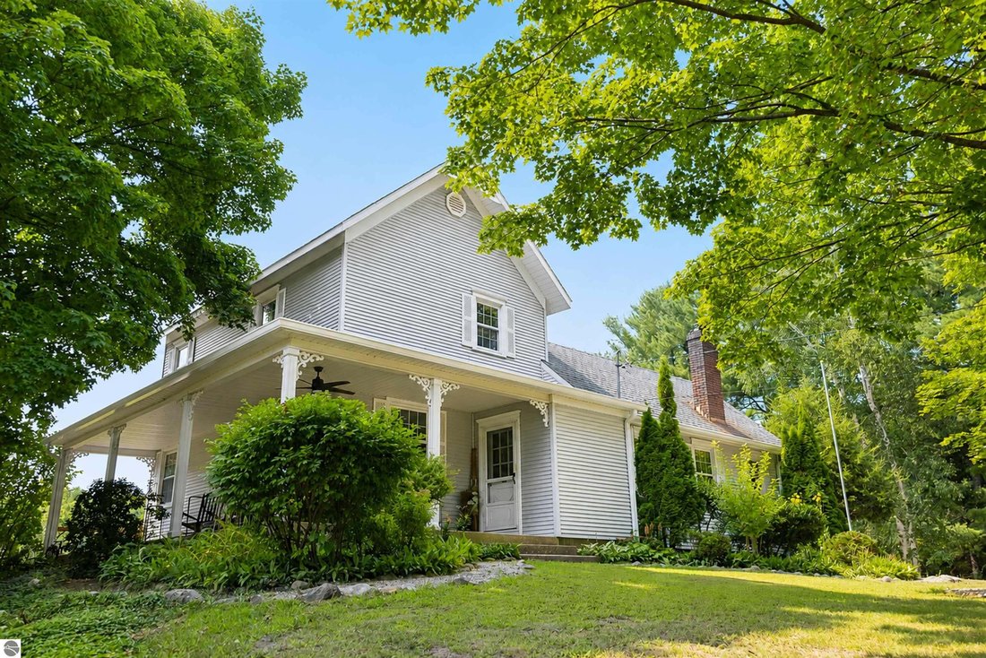 House in Williamsburg, Michigan, United States 2 - 18645432